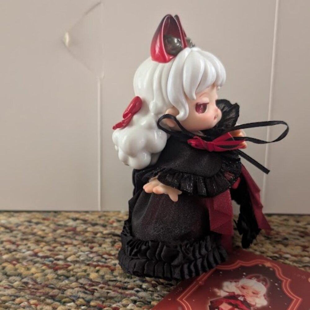 ***HOLD for Lizzard Princess*** Jotoys Miana The Sleeping Castle "Noble Count" - Picture 5 of 7